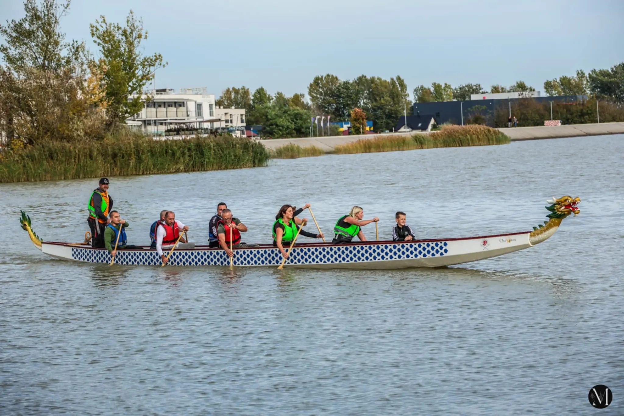 dragon boat (3) dragon boat (3)