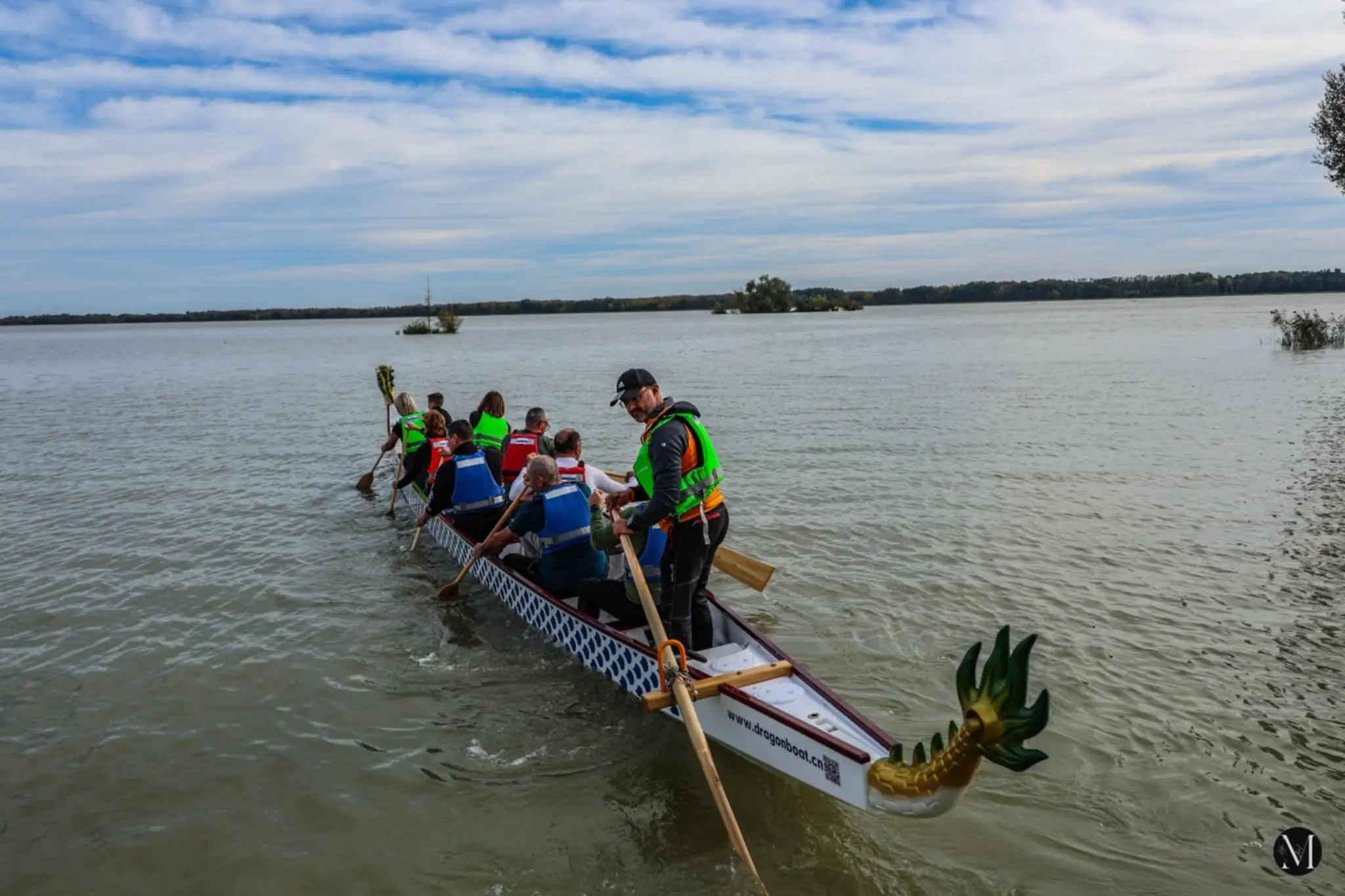 dragon boat (4) dragon boat (4)