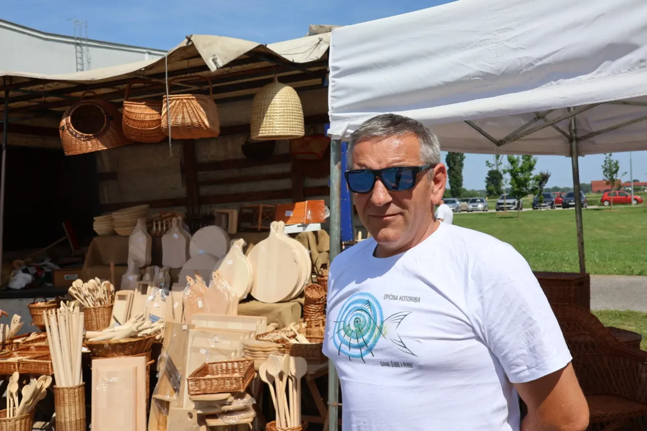 drugi dan dani šibe i ribe (44) drugi dan dani šibe i ribe (44)