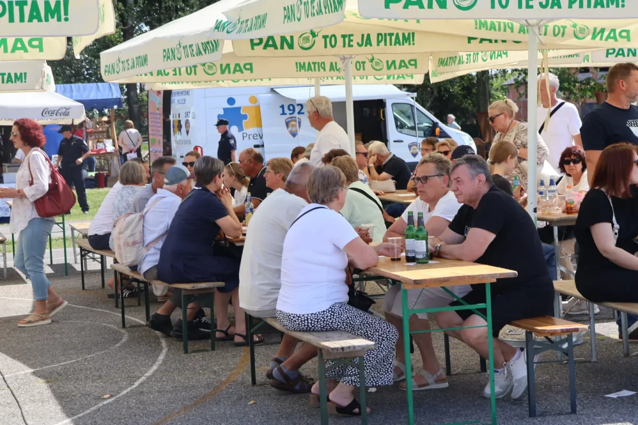 drugi dan dani šibe i ribe (48) drugi dan dani šibe i ribe (48)
