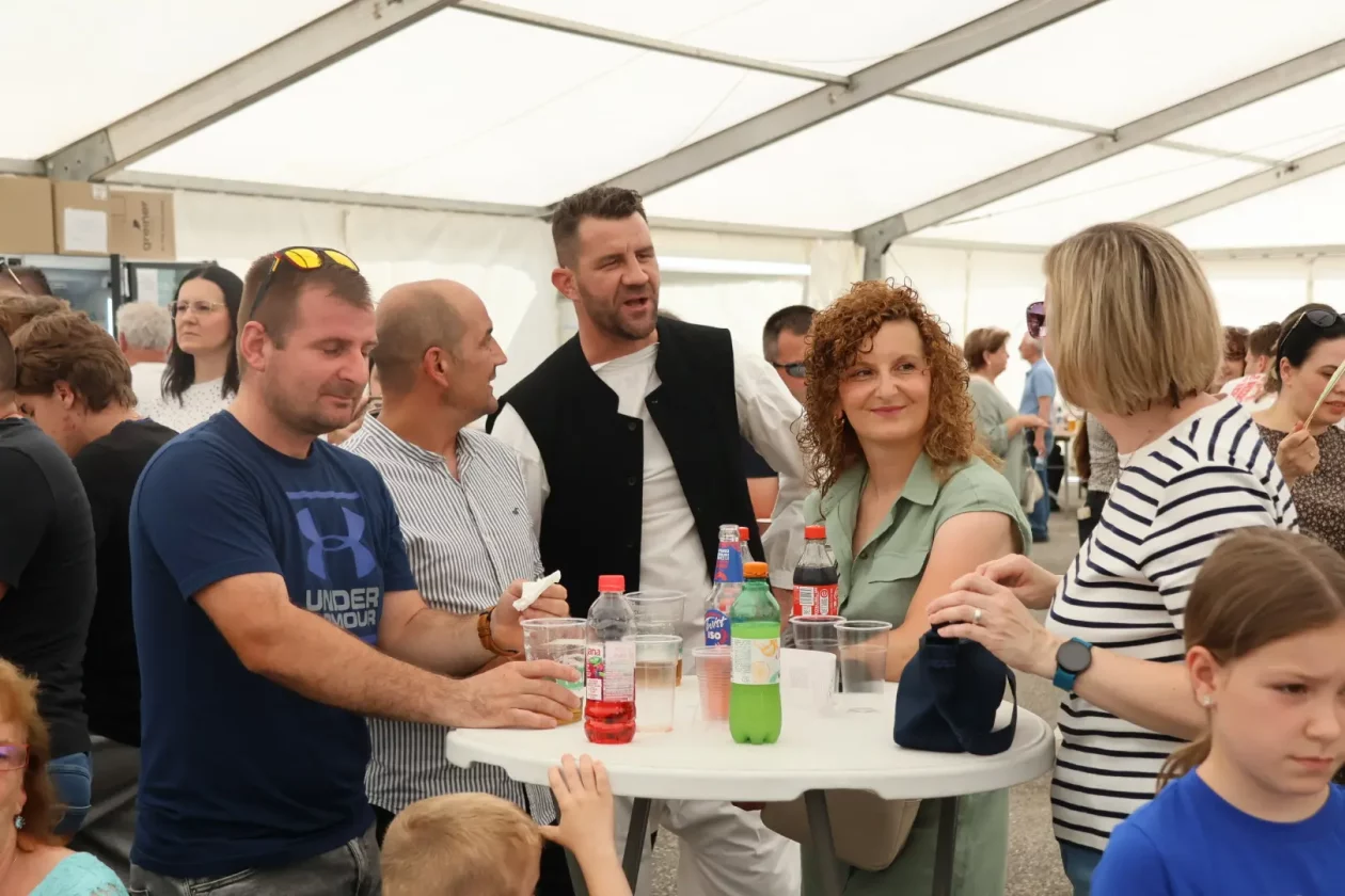 drugi dan dani šibe i ribe (55) drugi dan dani šibe i ribe (55)