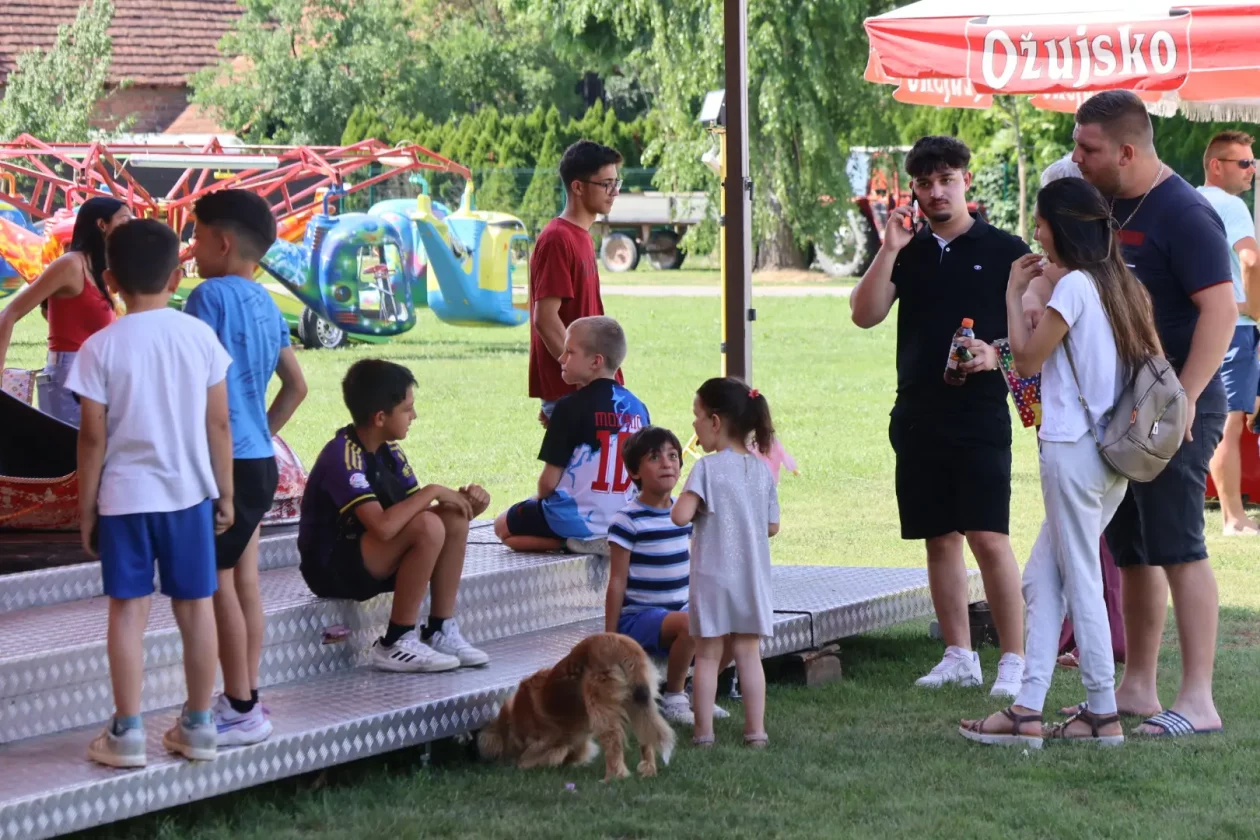 drugi dan dani šibe i ribe (78) drugi dan dani šibe i ribe (78)