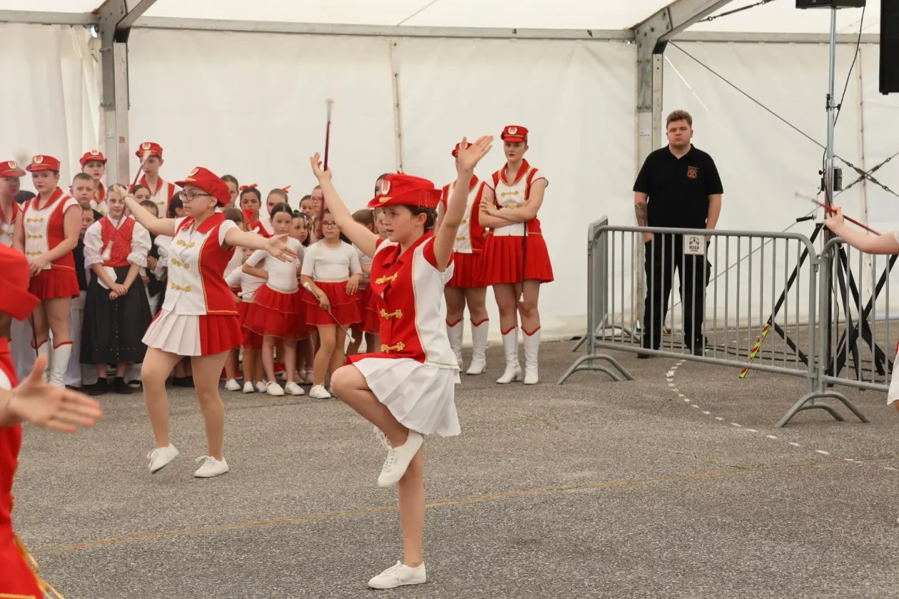 drugi dan dani šibe i ribe (85) drugi dan dani šibe i ribe (85)