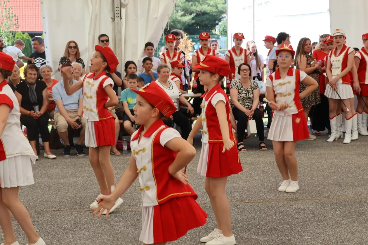 drugi dan dani šibe i ribe (86) drugi dan dani šibe i ribe (86)