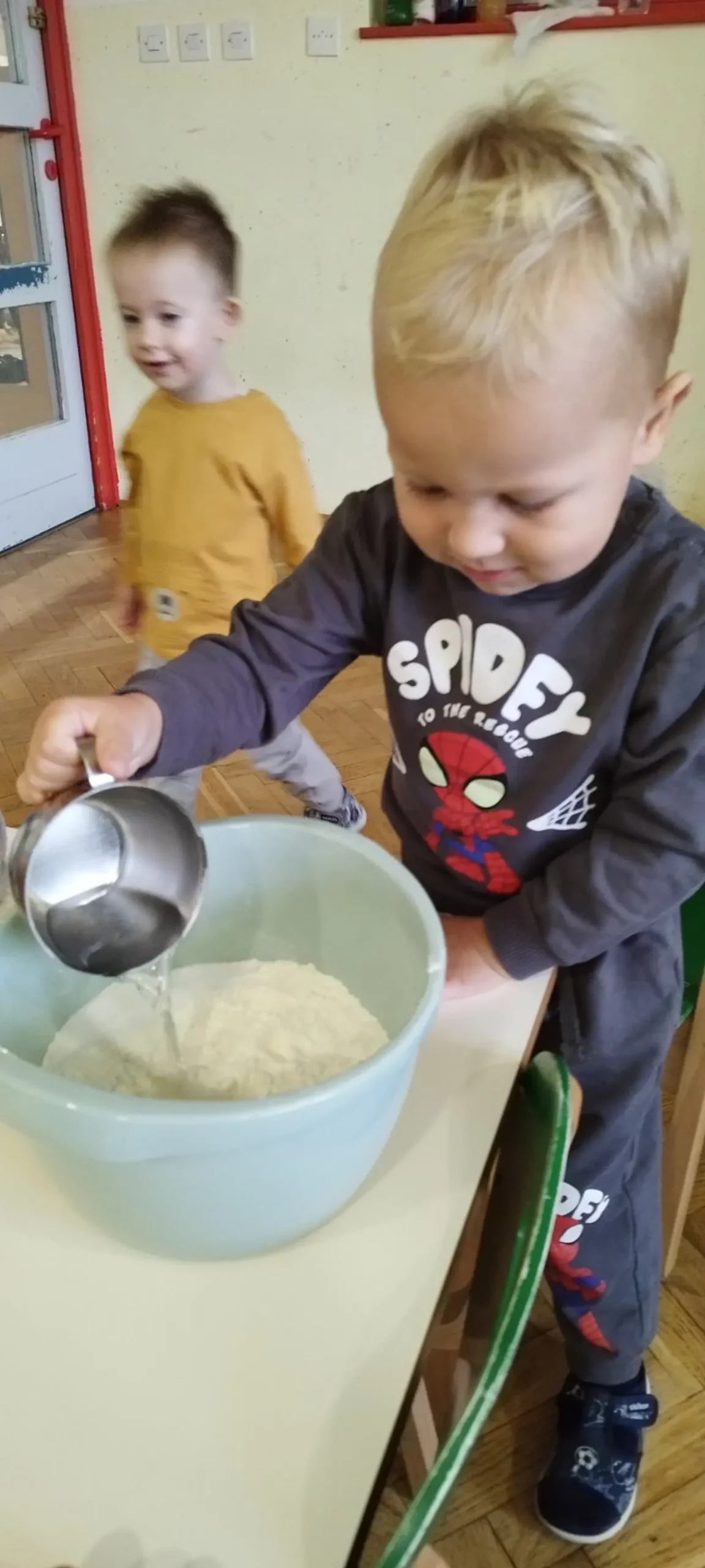 dv belica, Pčelice (5)