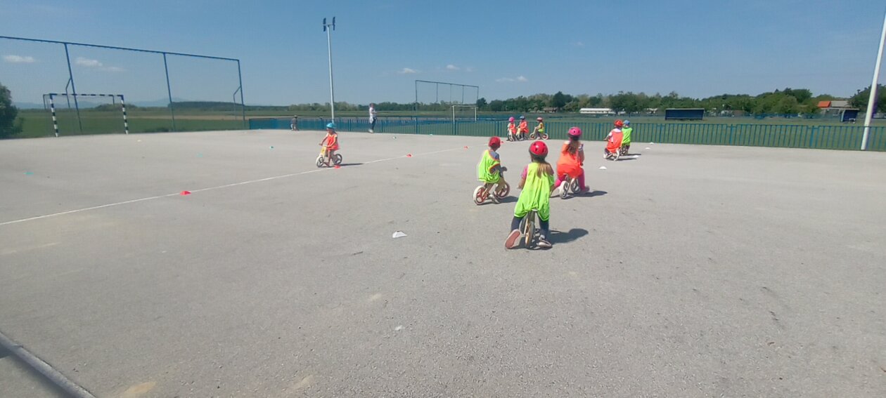 {“capture_mode”:”AutoModule”,”faces”:[]}