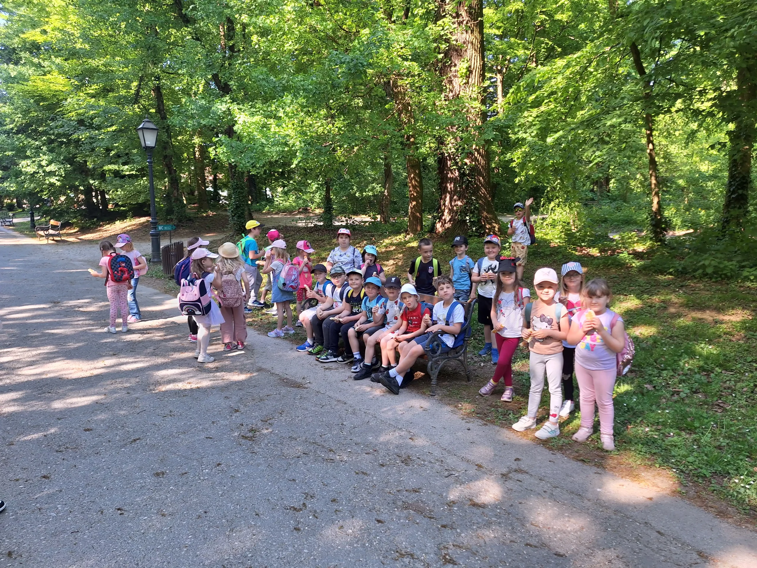 dv jurovska pčelica (2)