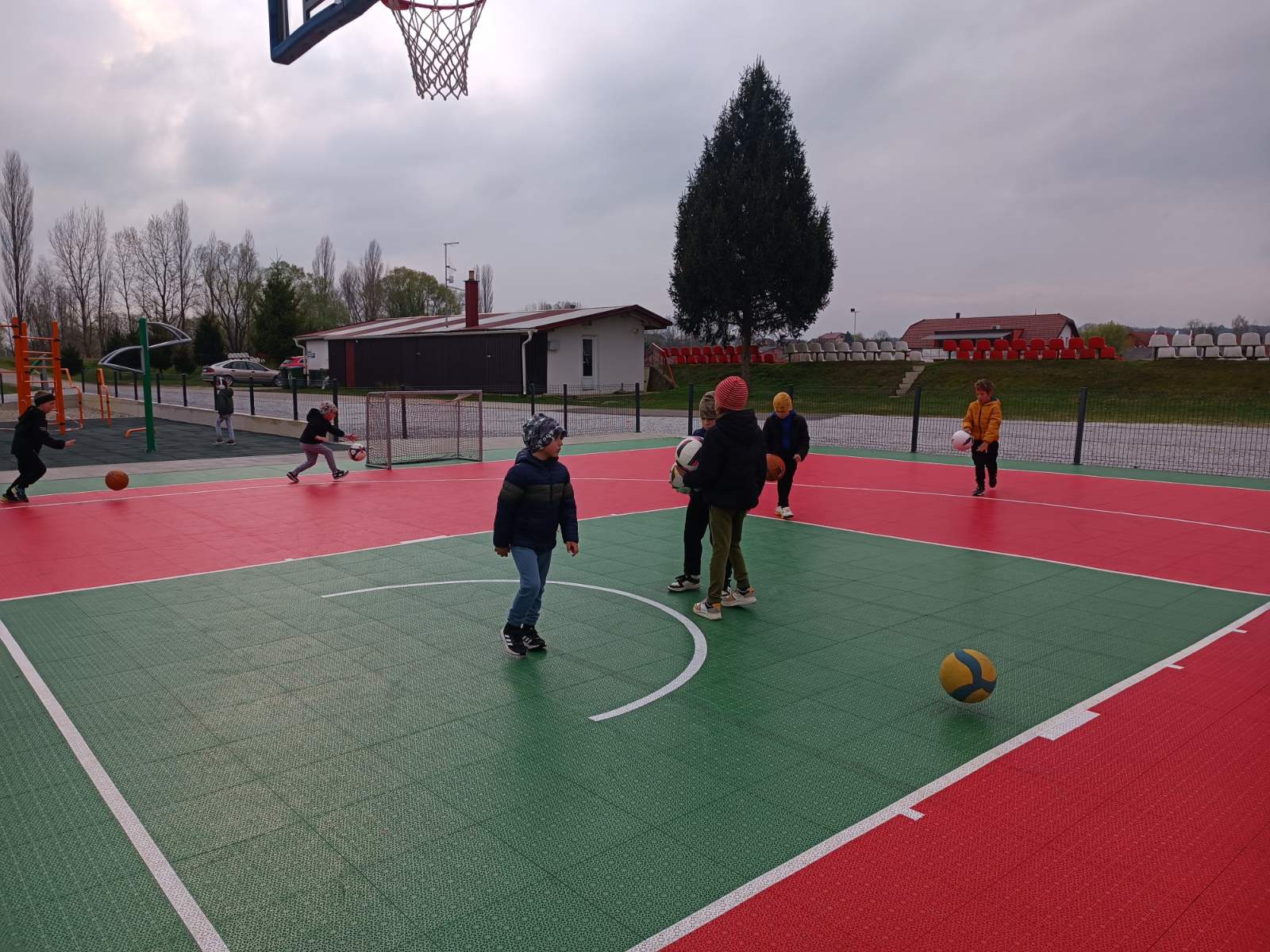 dv smješko (4) dv smješko (4)