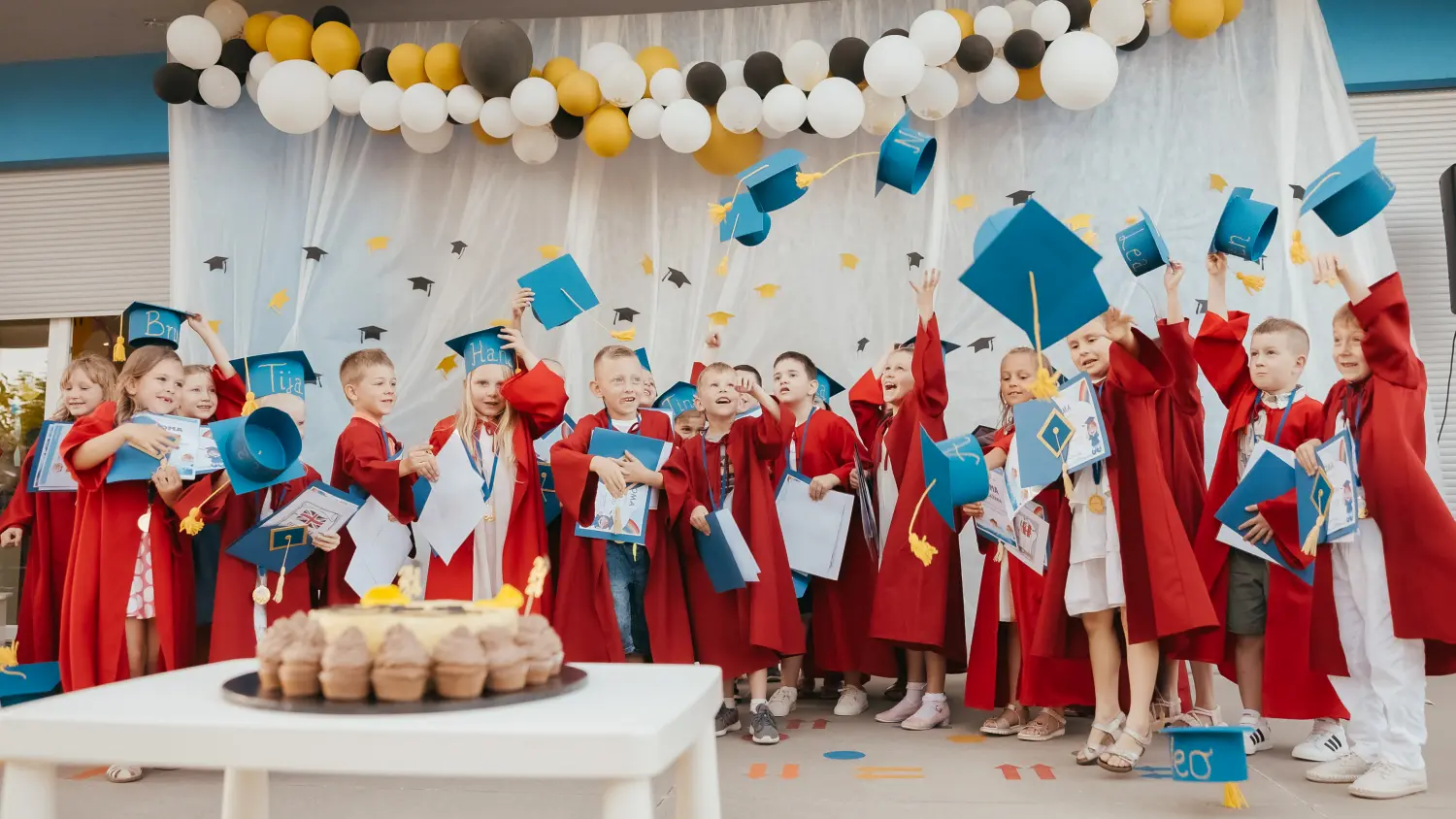 dv vesela loptica (1) dv vesela loptica (1)