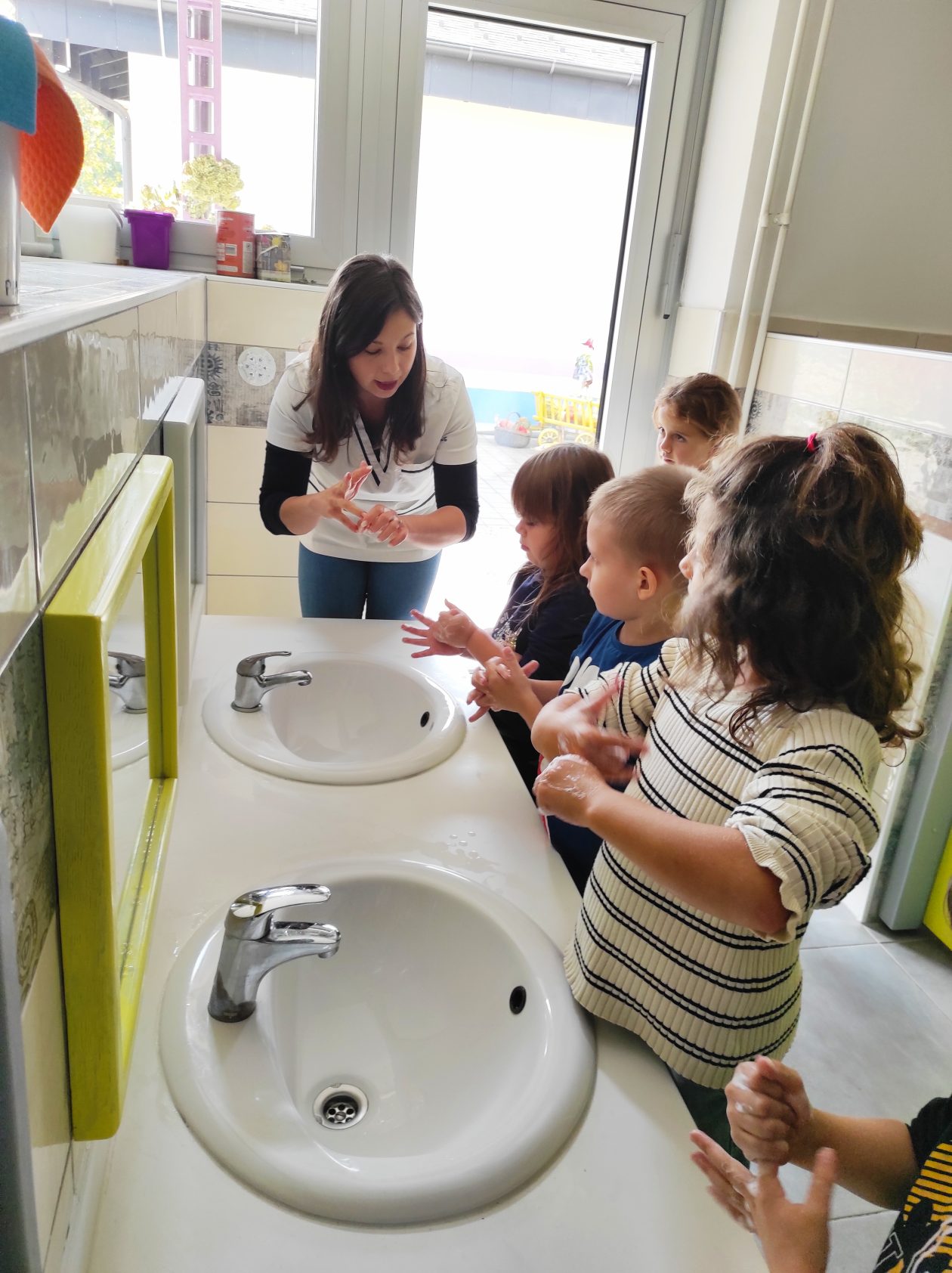 dv zvončić pranje ruku (3)