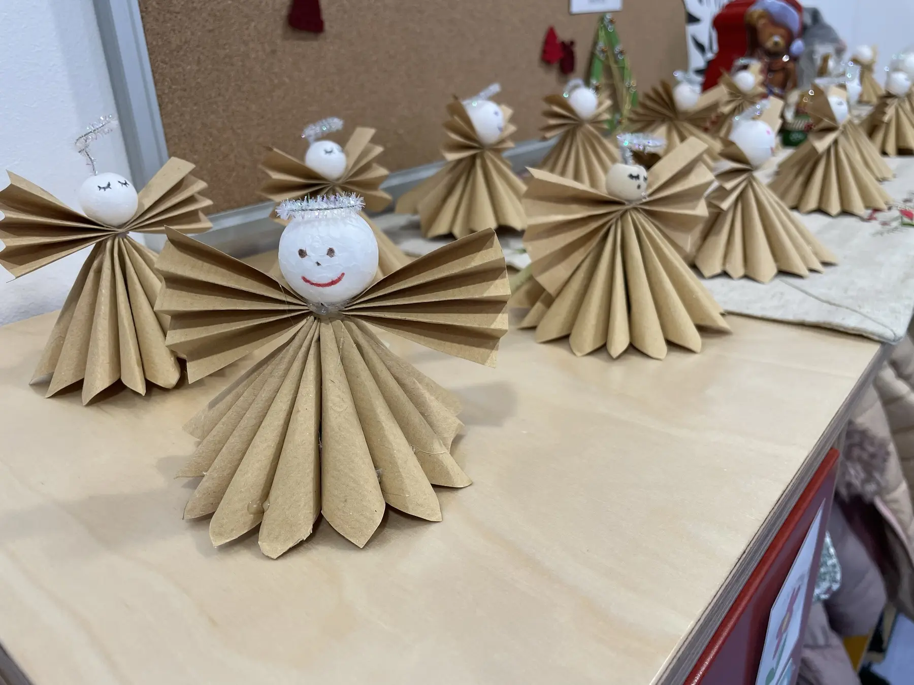 dv zvončić roditelji ukrasi (5) dv zvončić roditelji ukrasi (5)