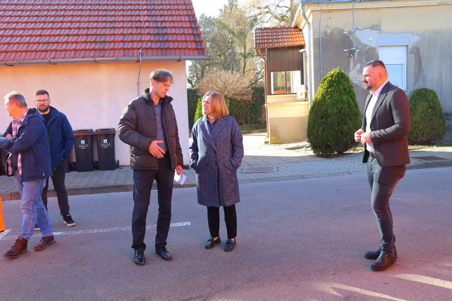 dva nova vozila čakom (7) dva nova vozila čakom (7)