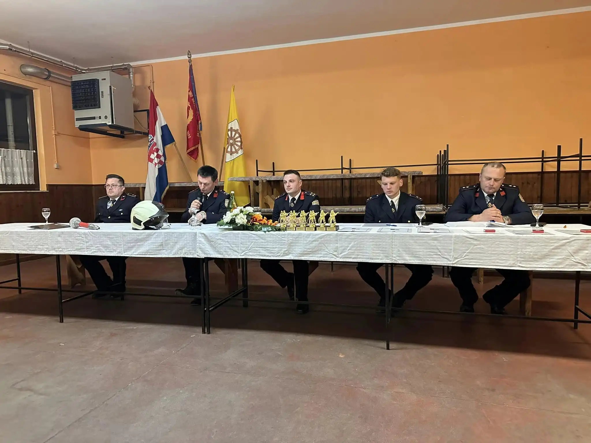 dvd miklavec,skupština (3)