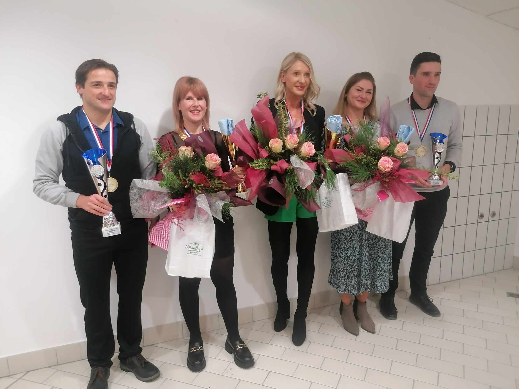 Image 5923347 (auto) Image 5923347 (auto)