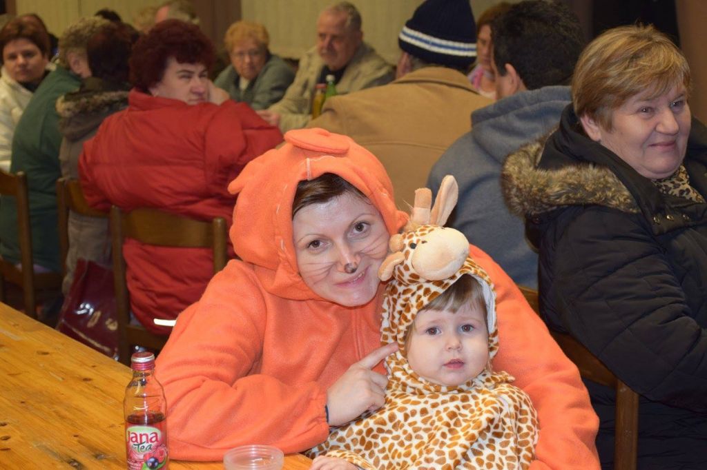 2716490610641879037334457368437397247012970o953851