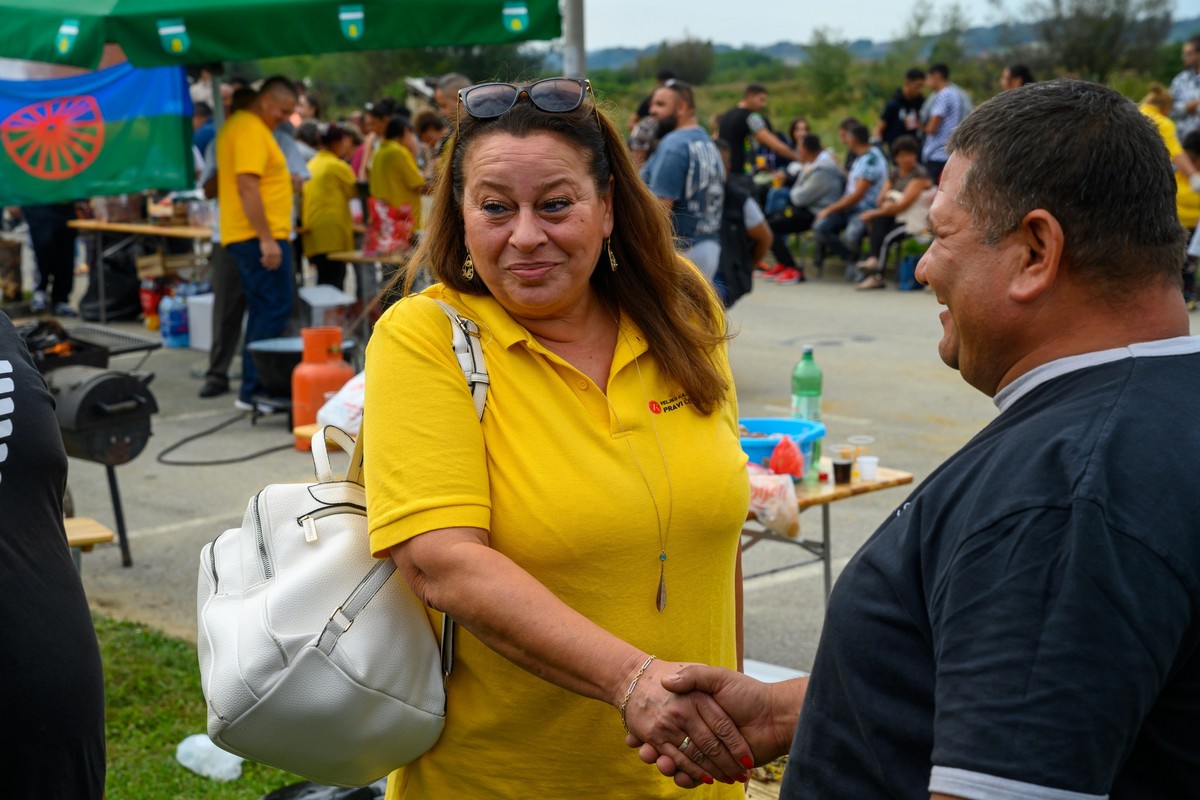 Veljko Kajtazi, Suzana Krčmar, Sitnice,