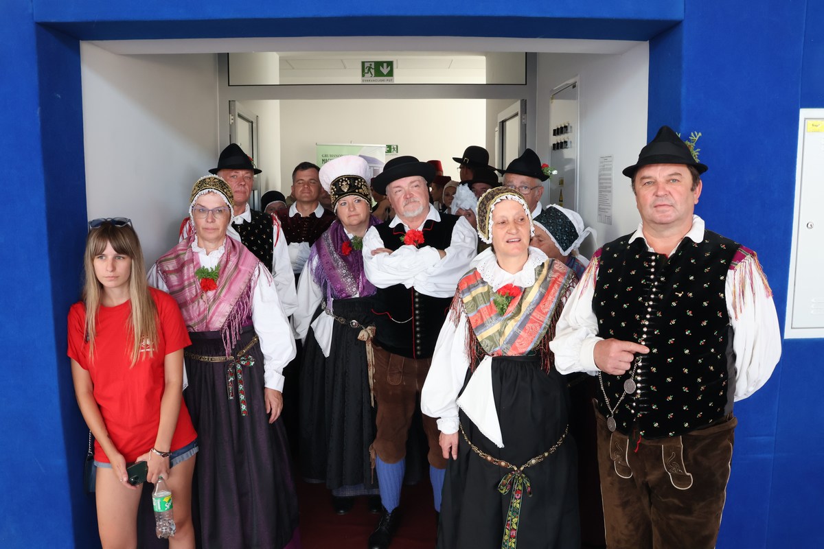 FOTO U Strahonincu otvoreno XXI. izdanje Međunarodnog druženja folkloraša