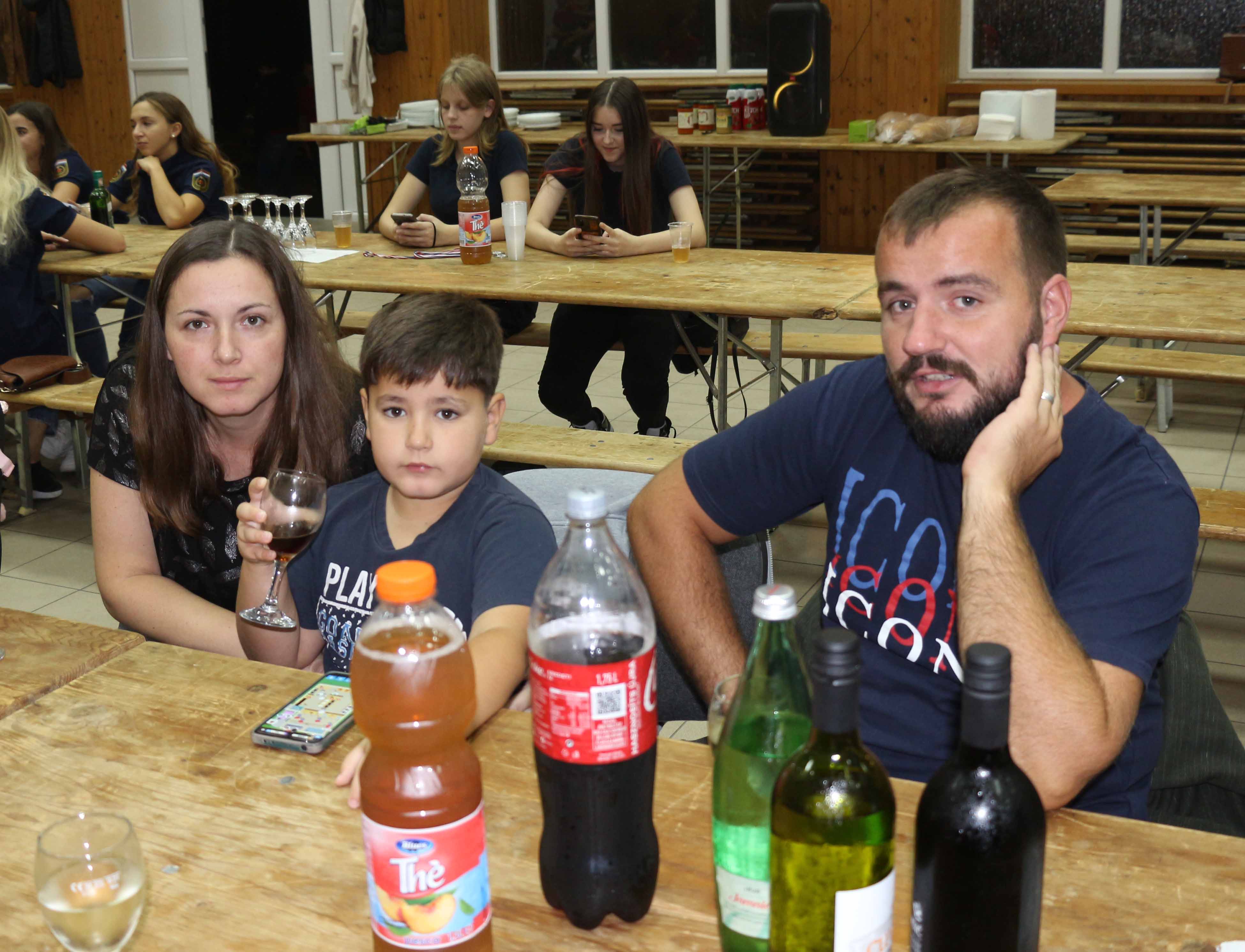 DVD PALINOVEC Povodom fantastične natjecateljske godine organizirali završno druženje