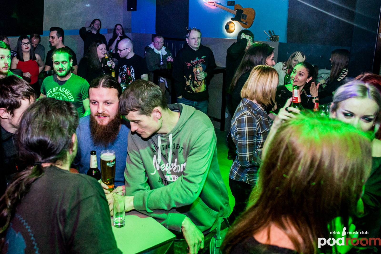 Crno Perje u Podroomu