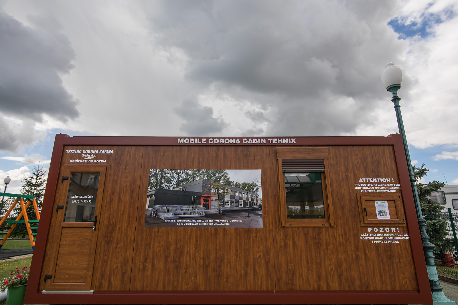 U Tehnixu predstavljeni Corona Kremator i Mobilna Corona kabina