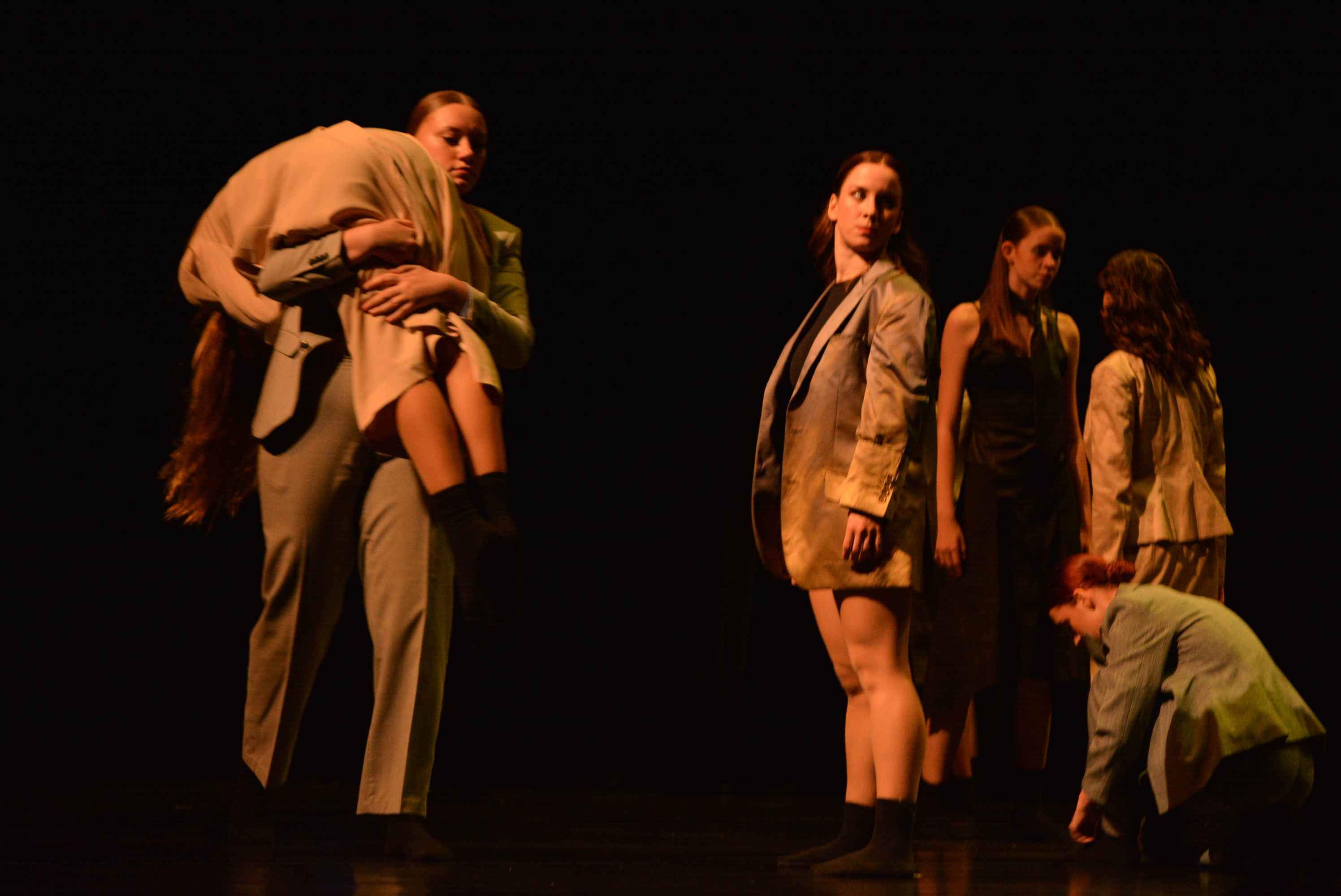 VIDEO I FOTO Izniman 8. Zrinski Art Festival: Trash Art, ples i čarolija u Čakovcu