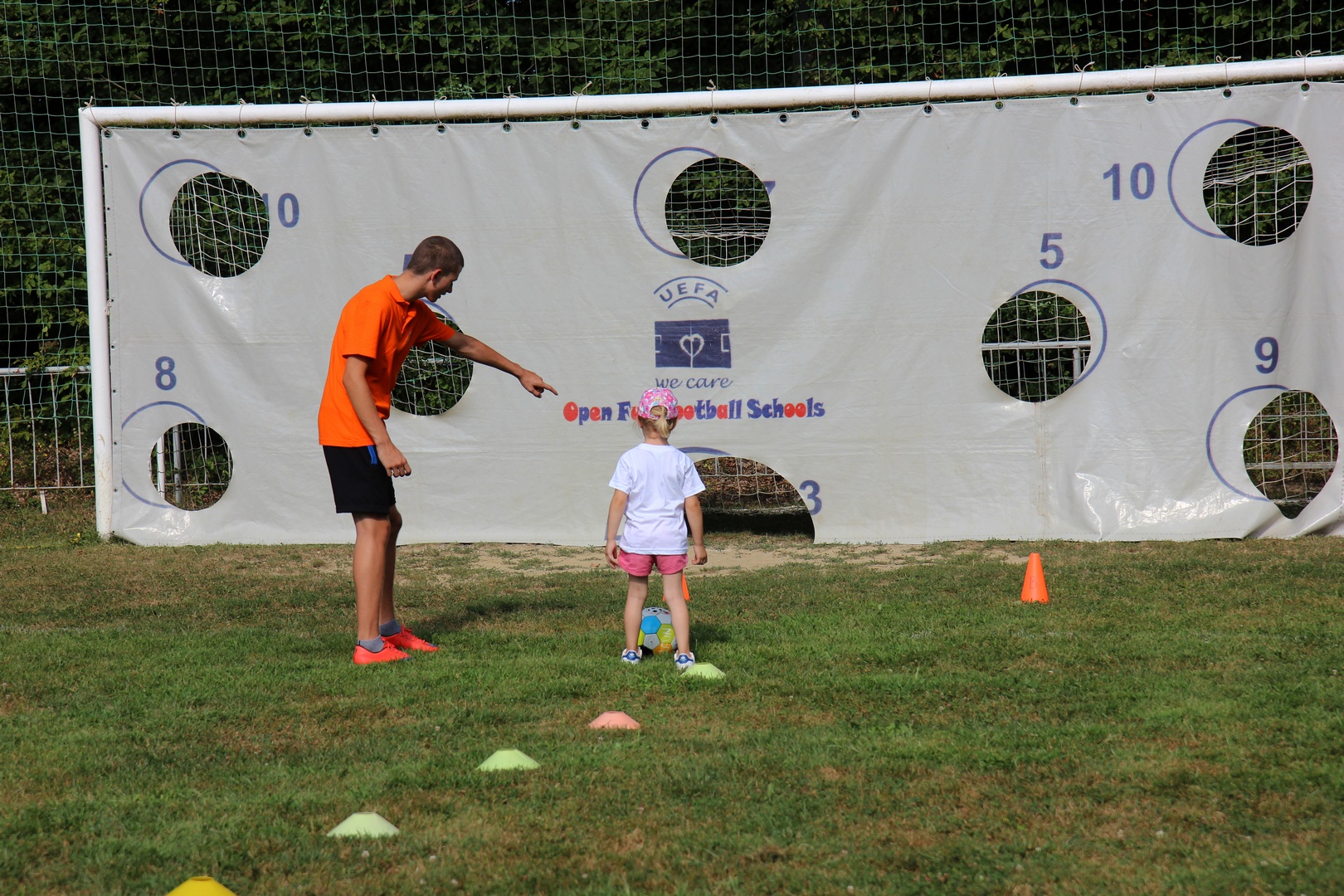 Vesela škola nogometa u Malom Mihaljevcu