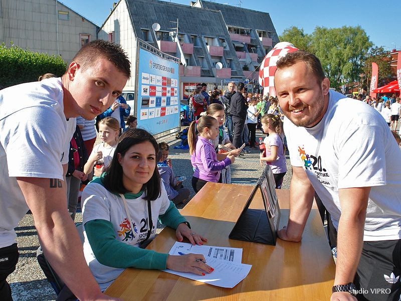 347715085dsc05497396132