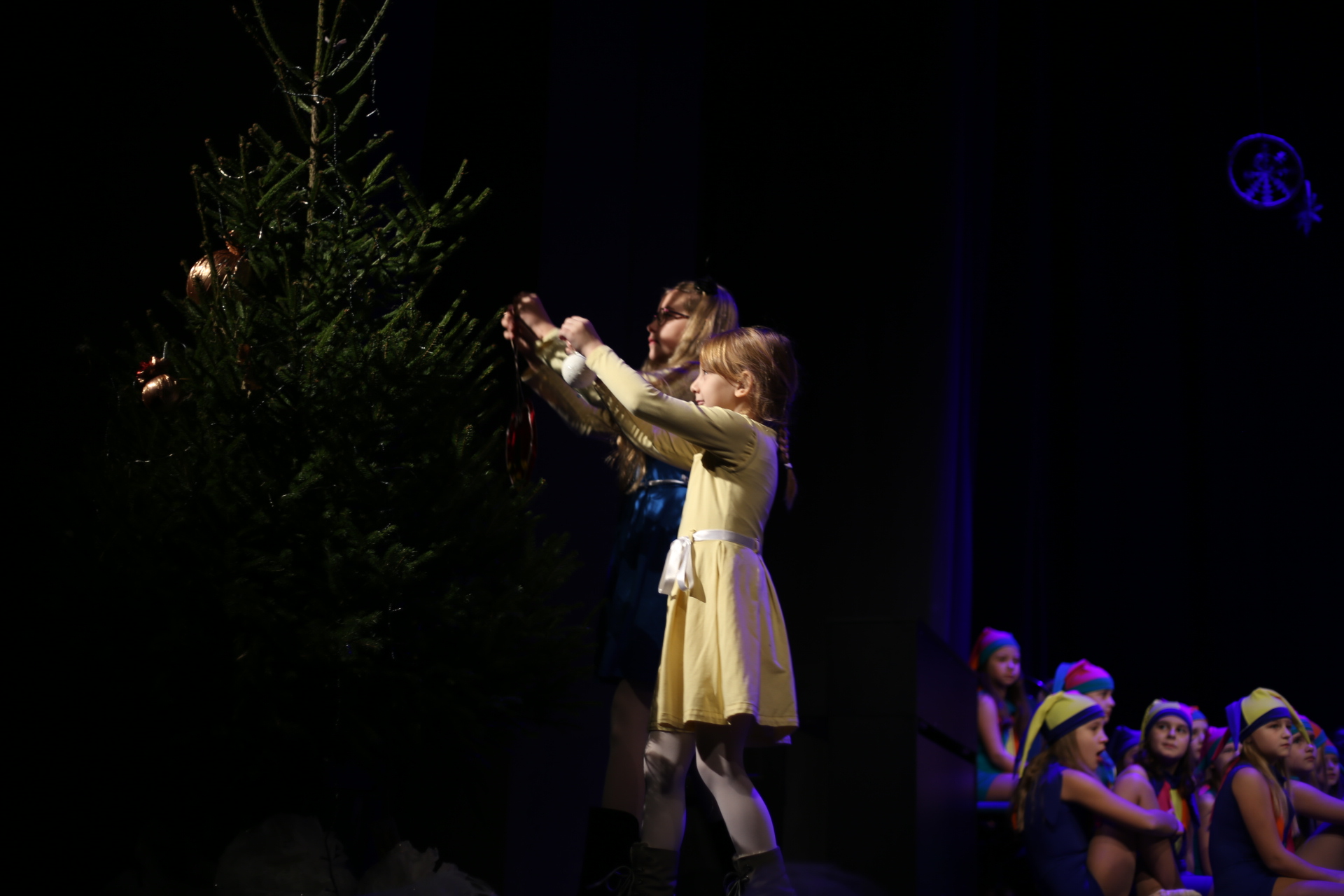 Iz čakovečke blagdanske čarolije izronio Djed Mraz