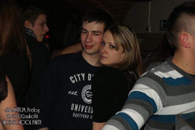 slika0017 Antrum (Subota, 14.1.2012) slika0017 Antrum (Subota, 14.1.2012)