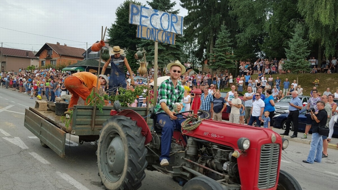 daniturizmasvetimartinnamuri152