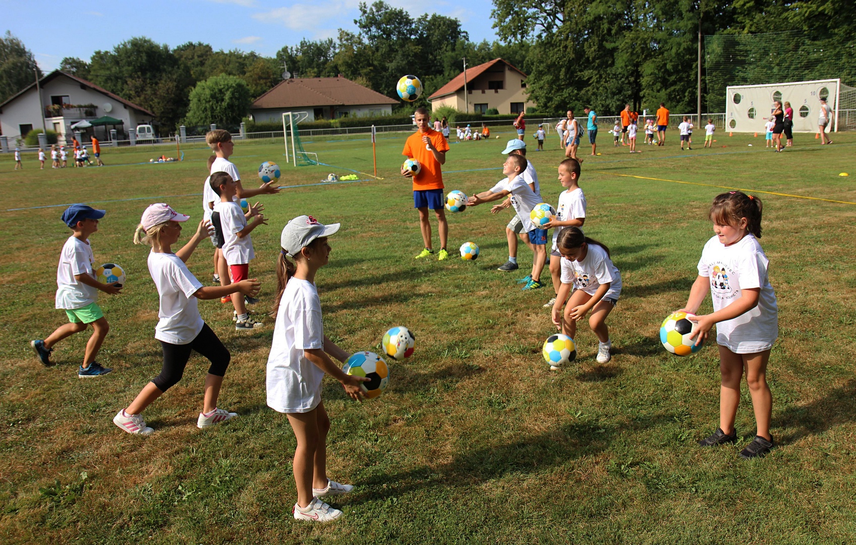 Vesela škola nogometa u Malom Mihaljevcu