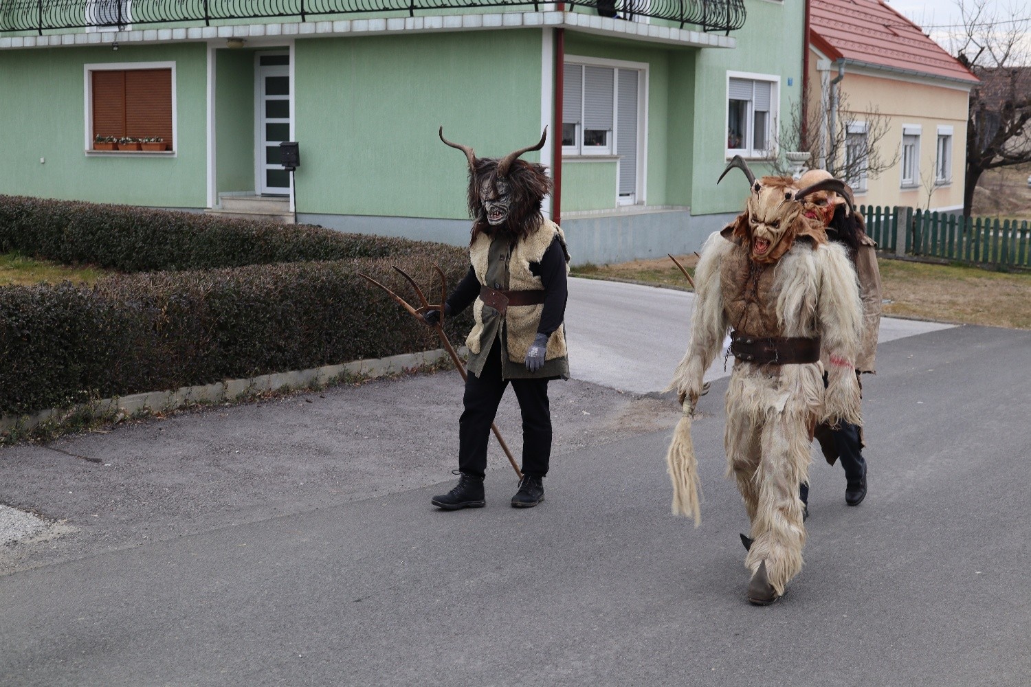 Fašenjska povorka od Marofa preko Žabnika, Vrhovljana do centra Svetog Martina na Muri!