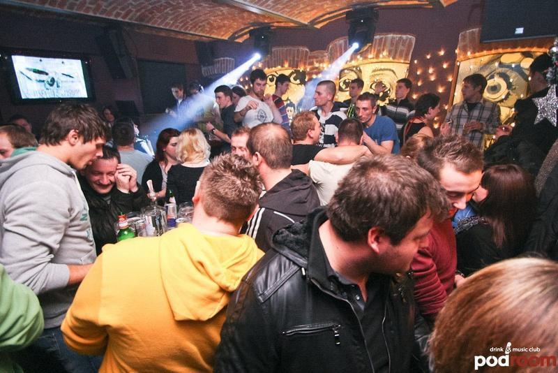 slika0001 Podroom (Subota, 15.12. – Winter house madness)