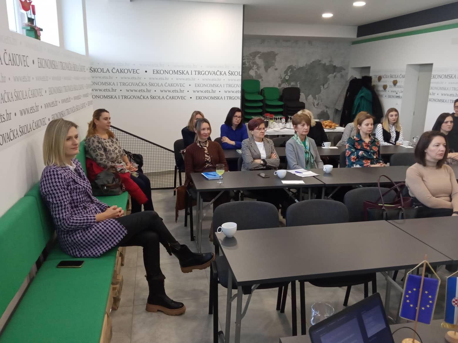 Stručni skup profesora ekonomske skupine predmeta u Ekonomskoj i trgovačkoj školi Čakovec Stručni skup profesora ekonomske skupine predmeta u Ekonomskoj i trgovačkoj školi Čakovec