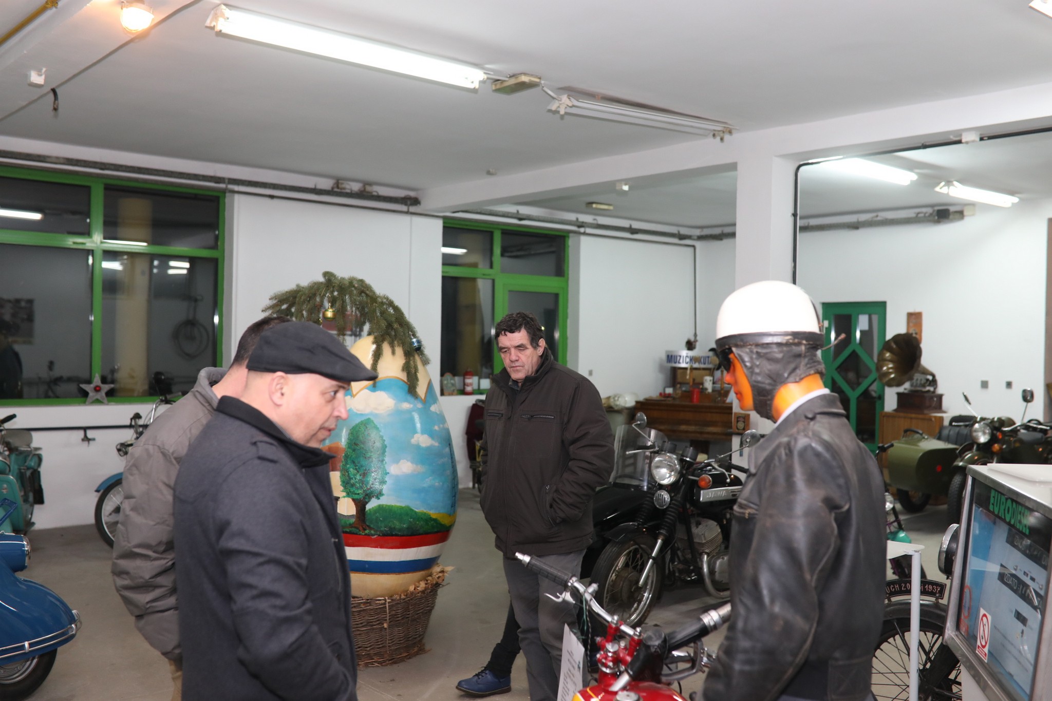 Noć muzeja u Oldtimer muzeju Šardi u Selnici