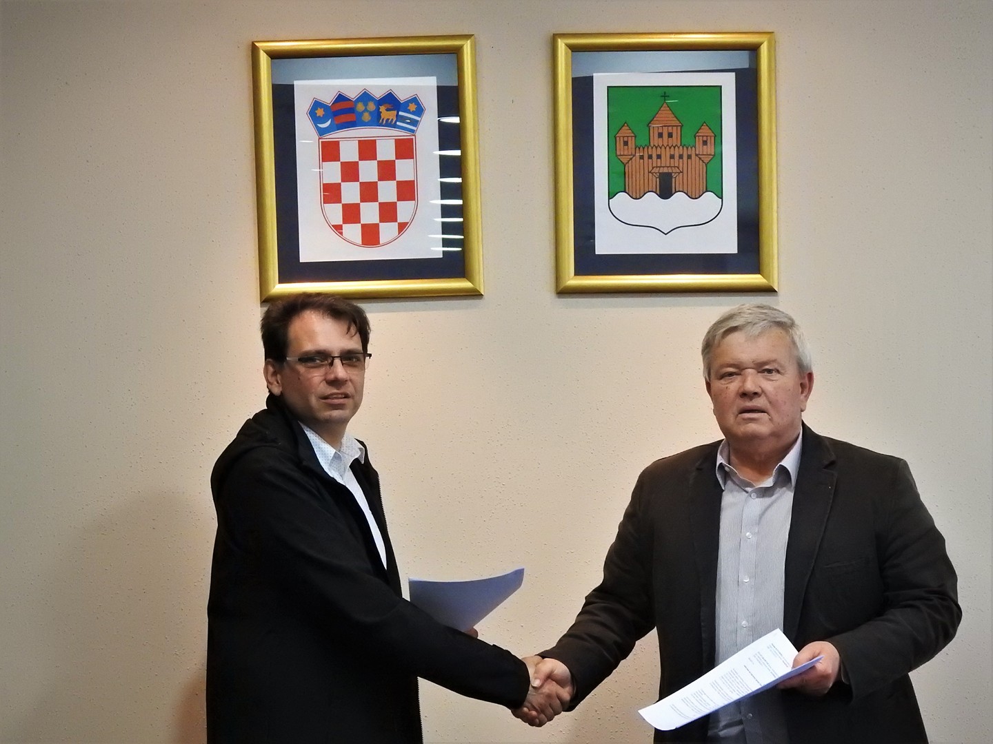 Potpisan ugovor za drugu fazu radova: Poslovna zgrada u Kotoribi bit će gotova za 5 mjeseci Potpisan ugovor za drugu fazu radova: Poslovna zgrada u Kotoribi bit će gotova za 5 mjeseci