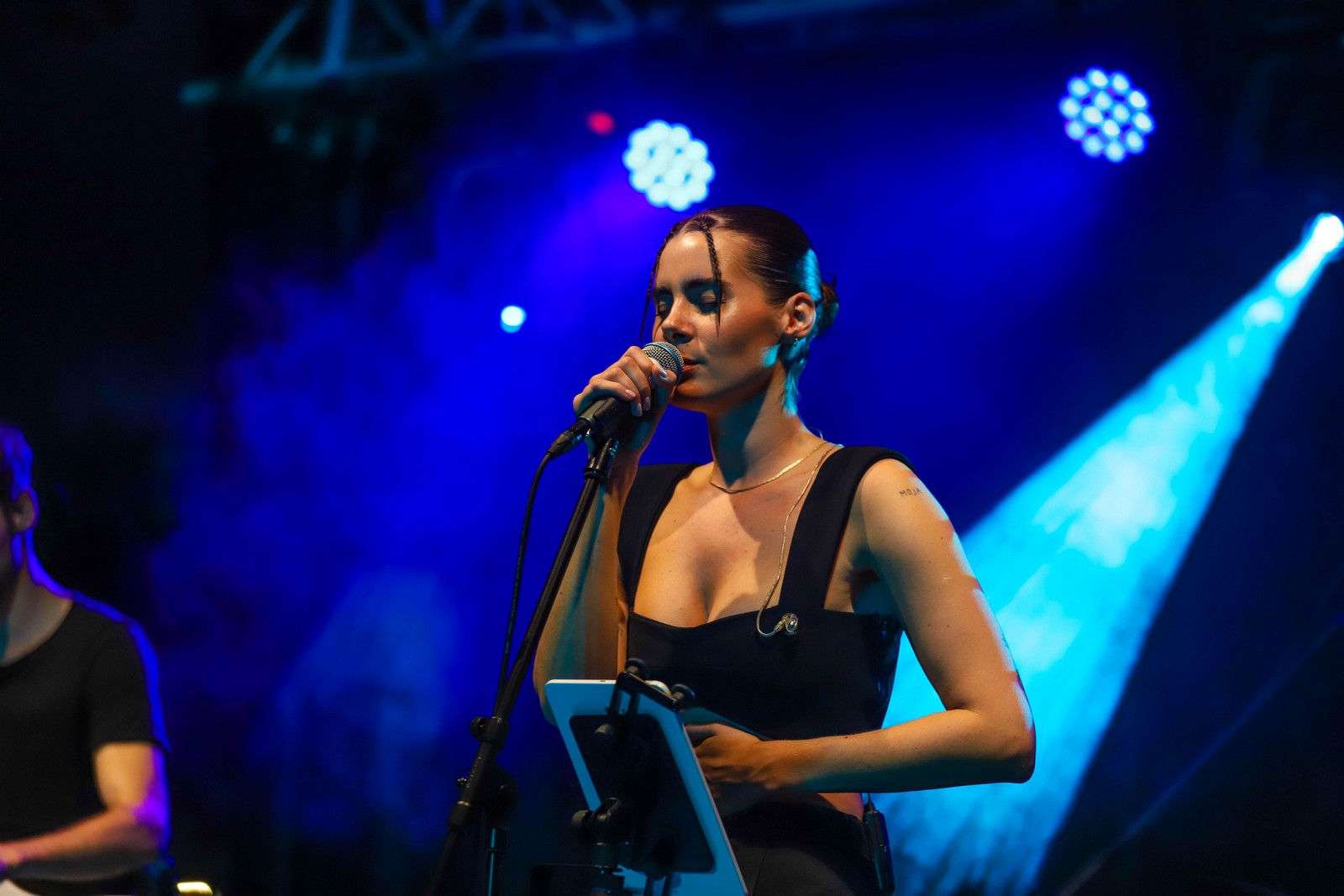 Nika Turković održala koncert u Urban Parkiću na Porcijunkolovom