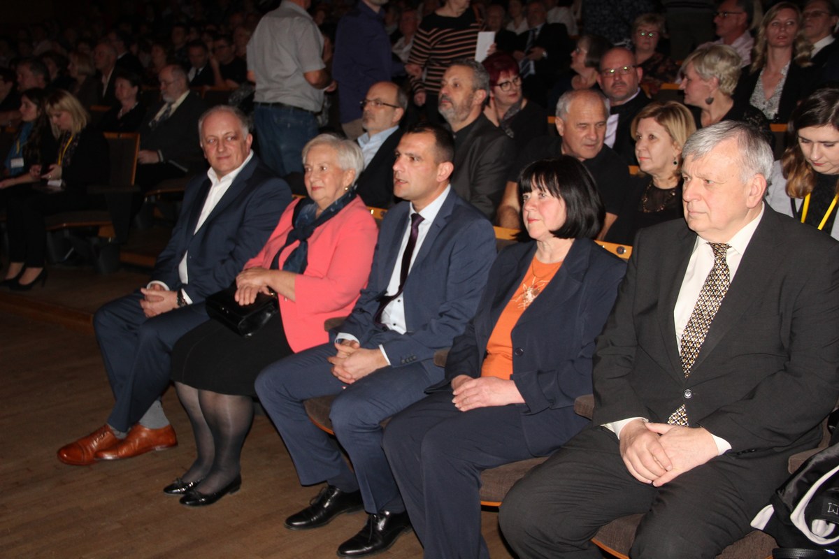 Kajkavci u Lisinskom