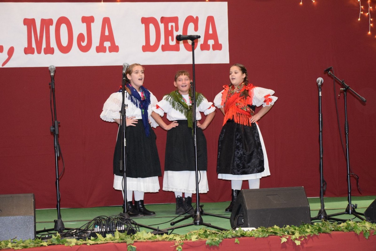 susret malih čuvara međimurske popevke dobravske Tete Lize2023 susret malih čuvara međimurske popevke dobravske Tete Lize2023