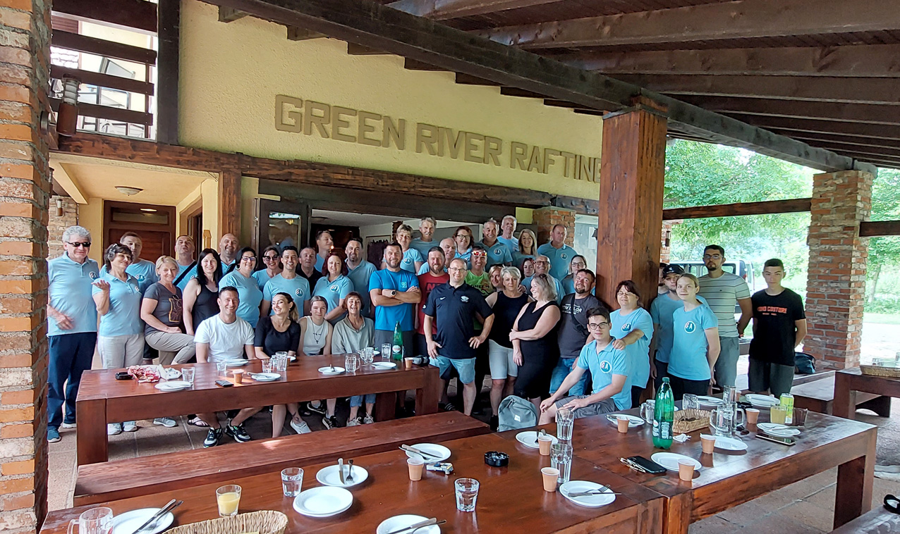 Raftingom po Uni, Labudovi se pripremali za Lov na labuđe pero