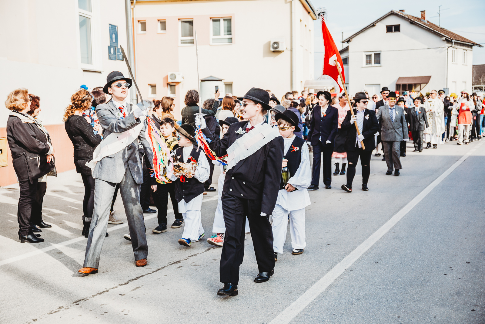 Gorički svati – fašnička povorka s kreativnim maskama prošetala Goričanom