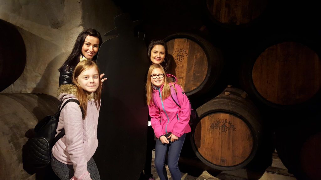 1355580083116754035171642149181