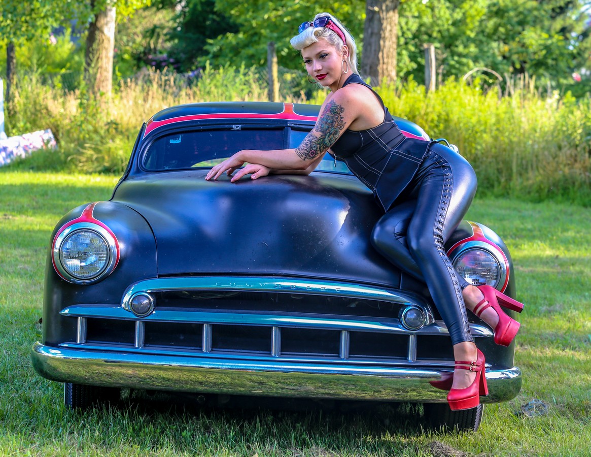 Trash and Burn – pin up djevojke (Subota, 24.6.2018.)