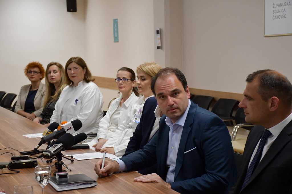 NASTAVAK ULAGANJA Kreće izgradnja novog medicinsko-biokemijskog, patološko-citološkog i transfuziološkog laboratorija NASTAVAK ULAGANJA Kreće izgradnja novog medicinsko-biokemijskog, patološko-citološkog i transfuziološkog laboratorija