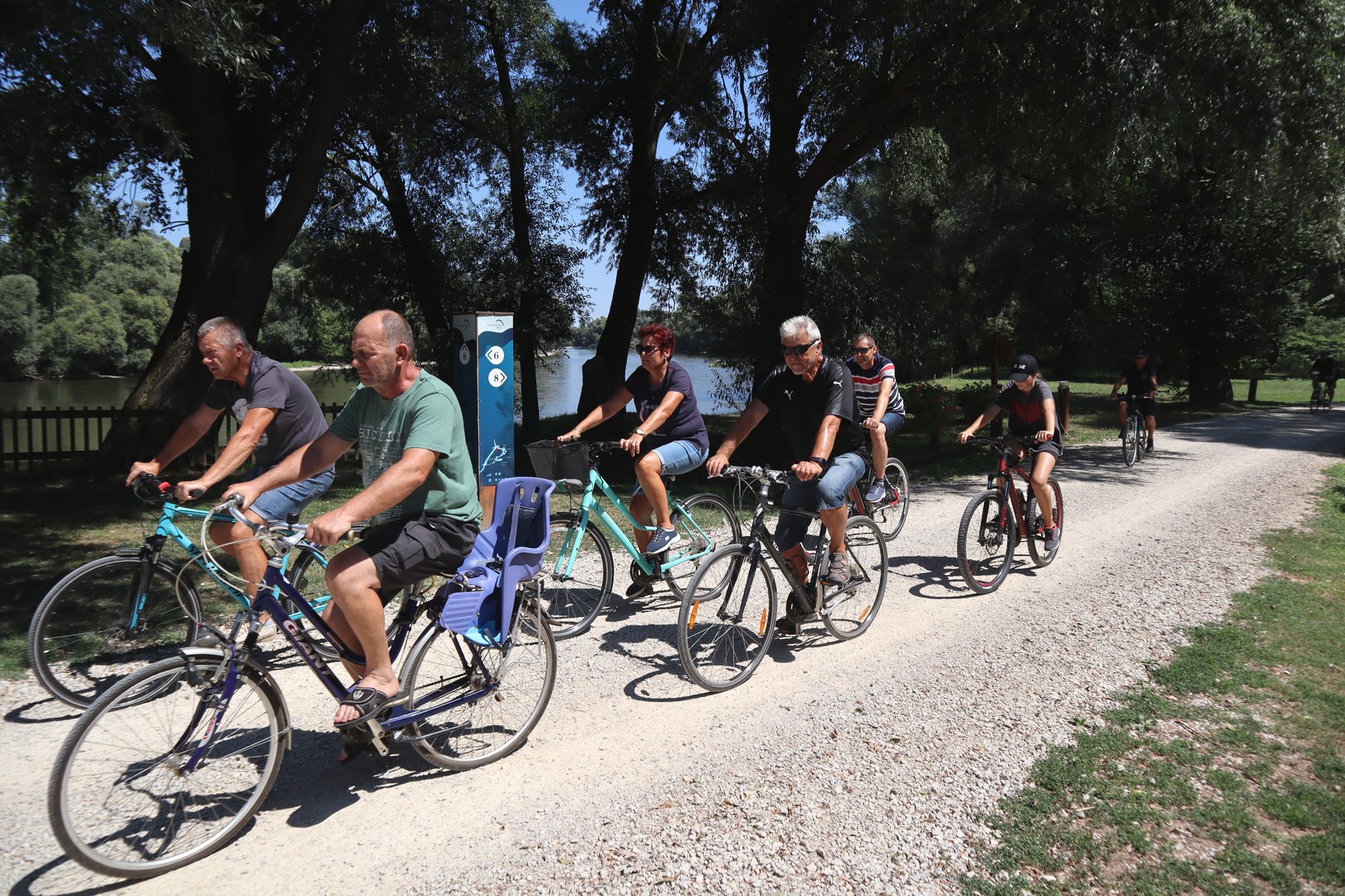 ‘Peciklinom protiv zaborava’: U Svetom Martinu branitelji održali biciklijadu
