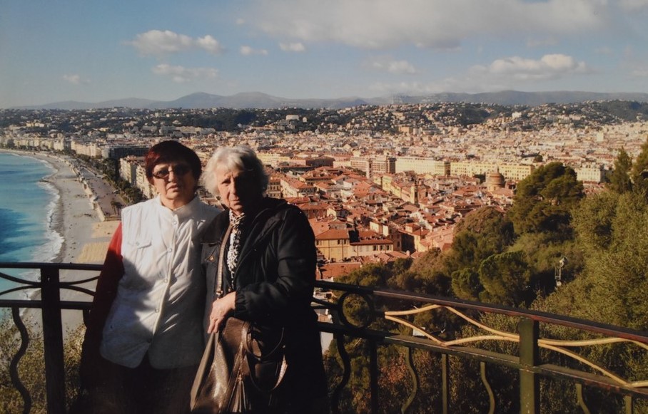 ANA JURAS IZ ČREČANA Razglednice iz davnine imale su dušu