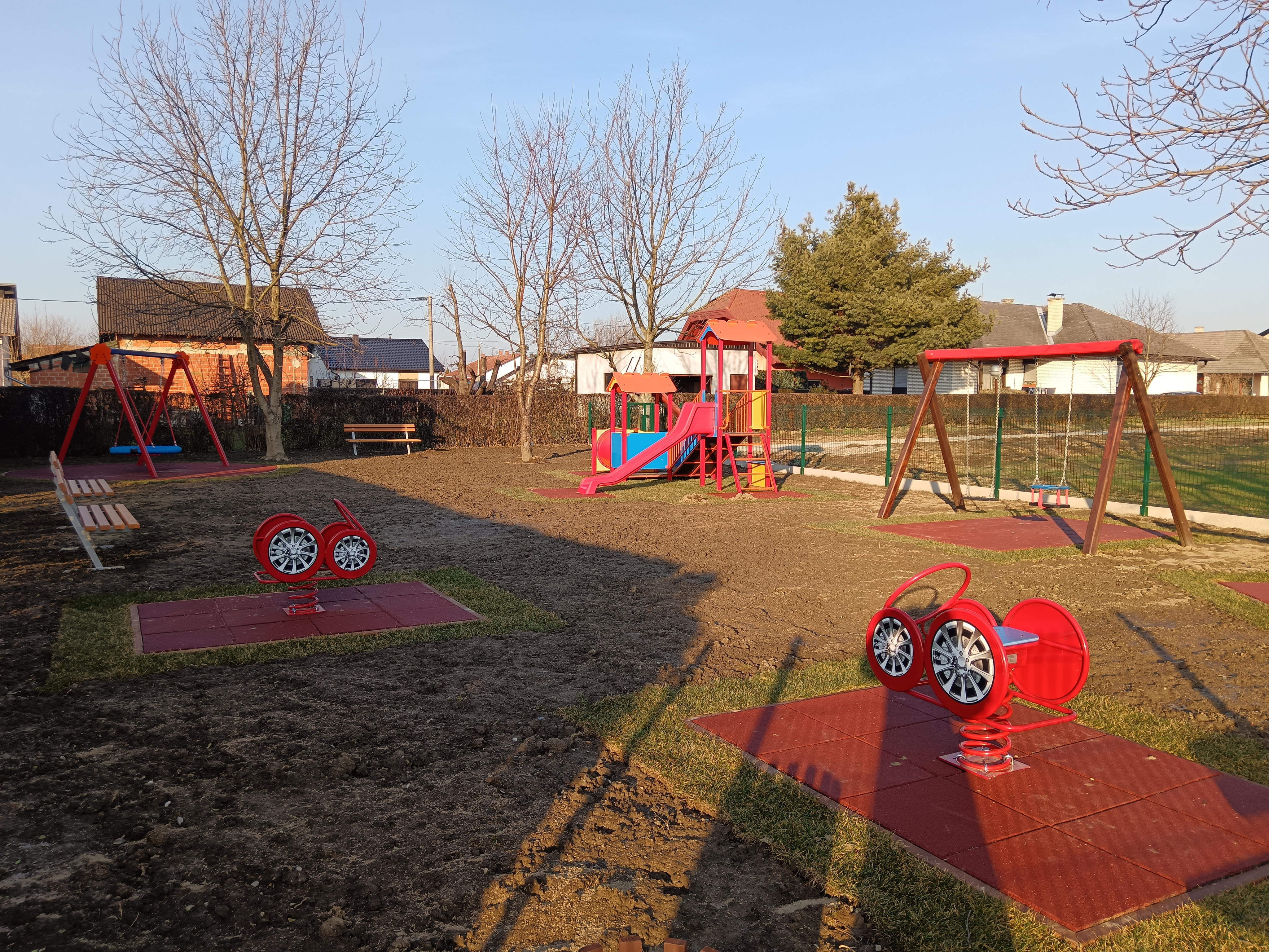 Dječje igralište u Nedelišću i Vatrogasni dom u Črečanu