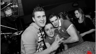 PIC00011