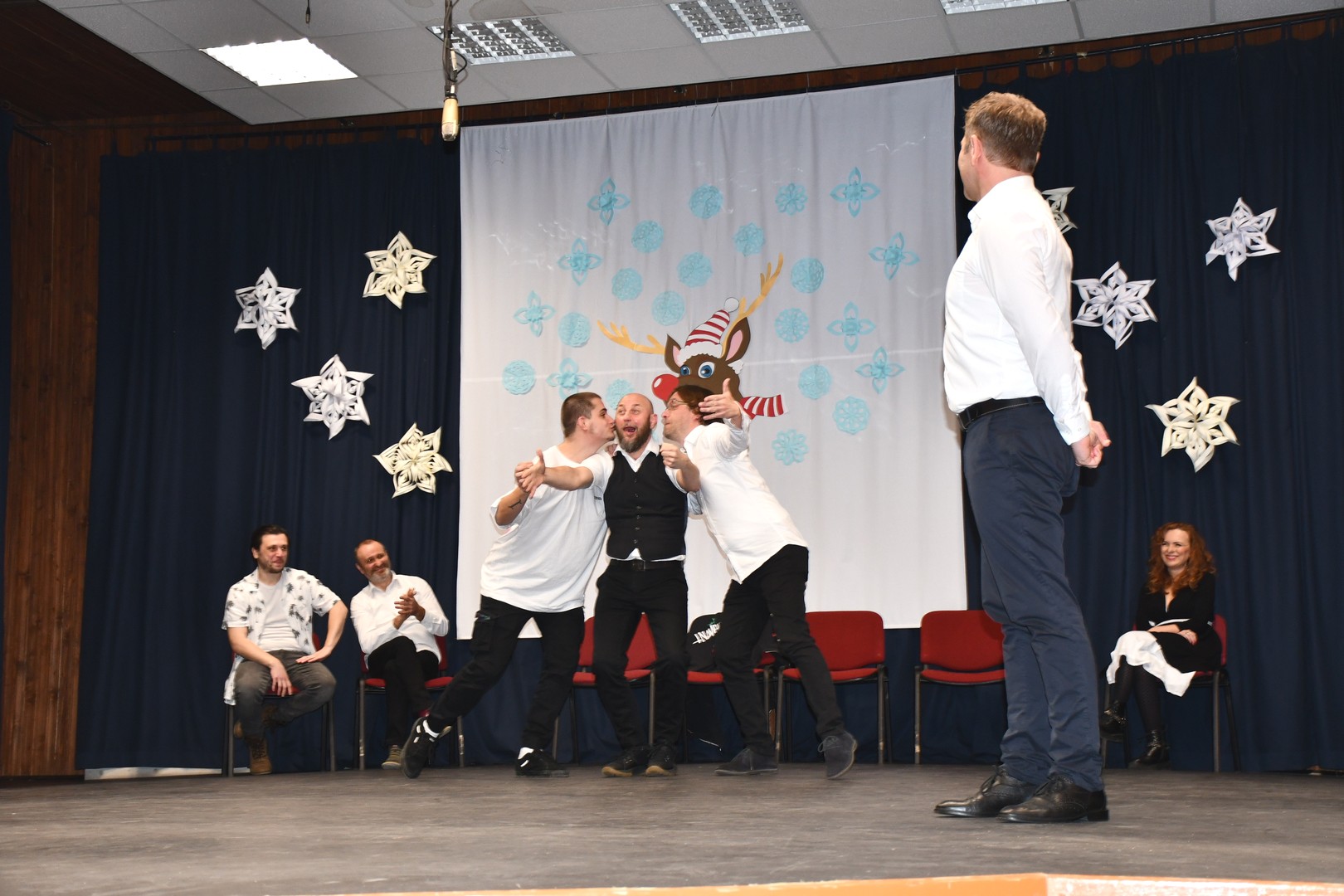 Improvgrupa002 oduševila Beličance uz show ‘Kome zvono zvoni’