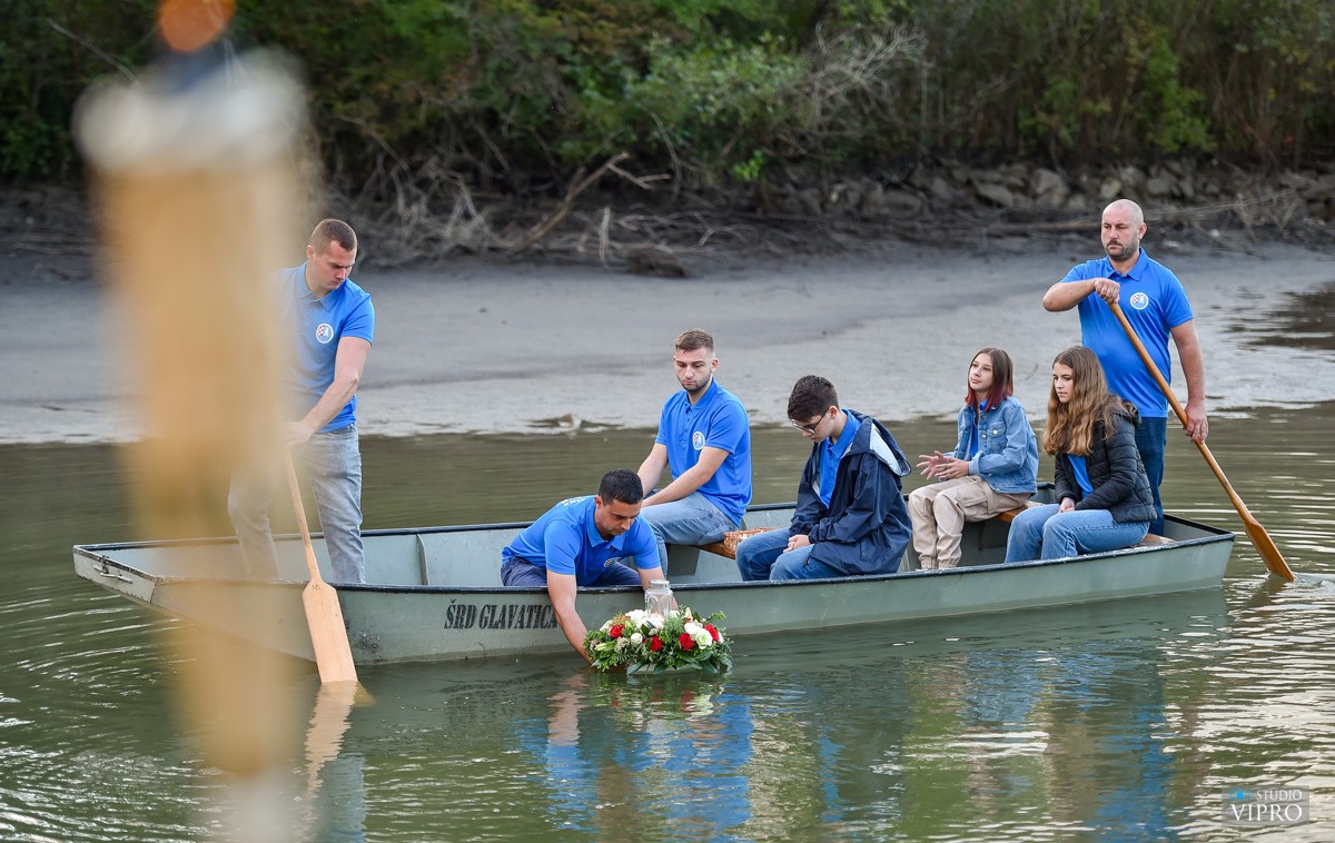 FOTO Uz molitvu i prigodan program obilježena godišnjica tragedije na rijeci Dravi